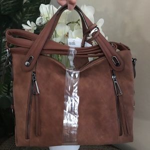 Jessica Simpson Roxanne Satchel (Saddle Color)